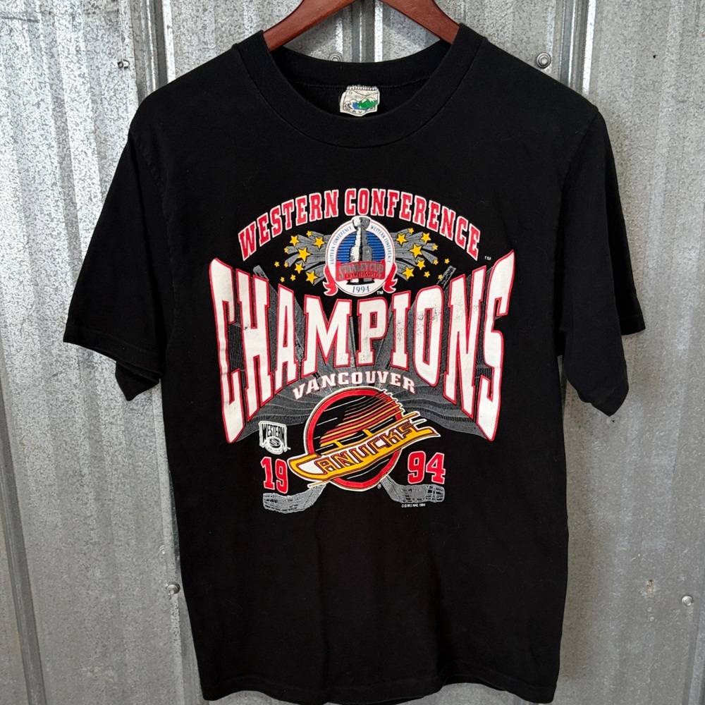 Vancouver Canucks 1994 Waves T-Shirt Size S
